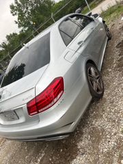 2014 Mercedes-Benz E 350 4MATIC - Exterior Rear Left Corner Image